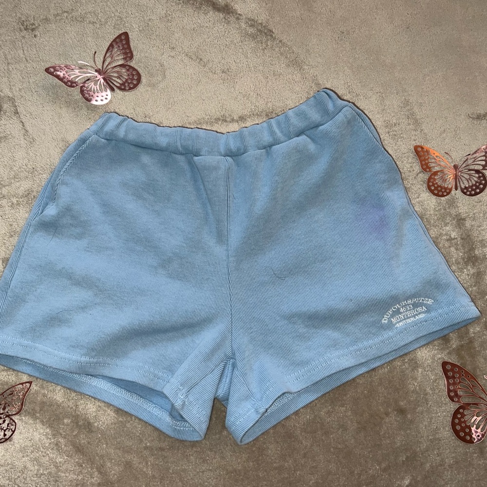 Women’s shorts. Size XS
